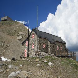 Cabane-des-Diablerets-CAS